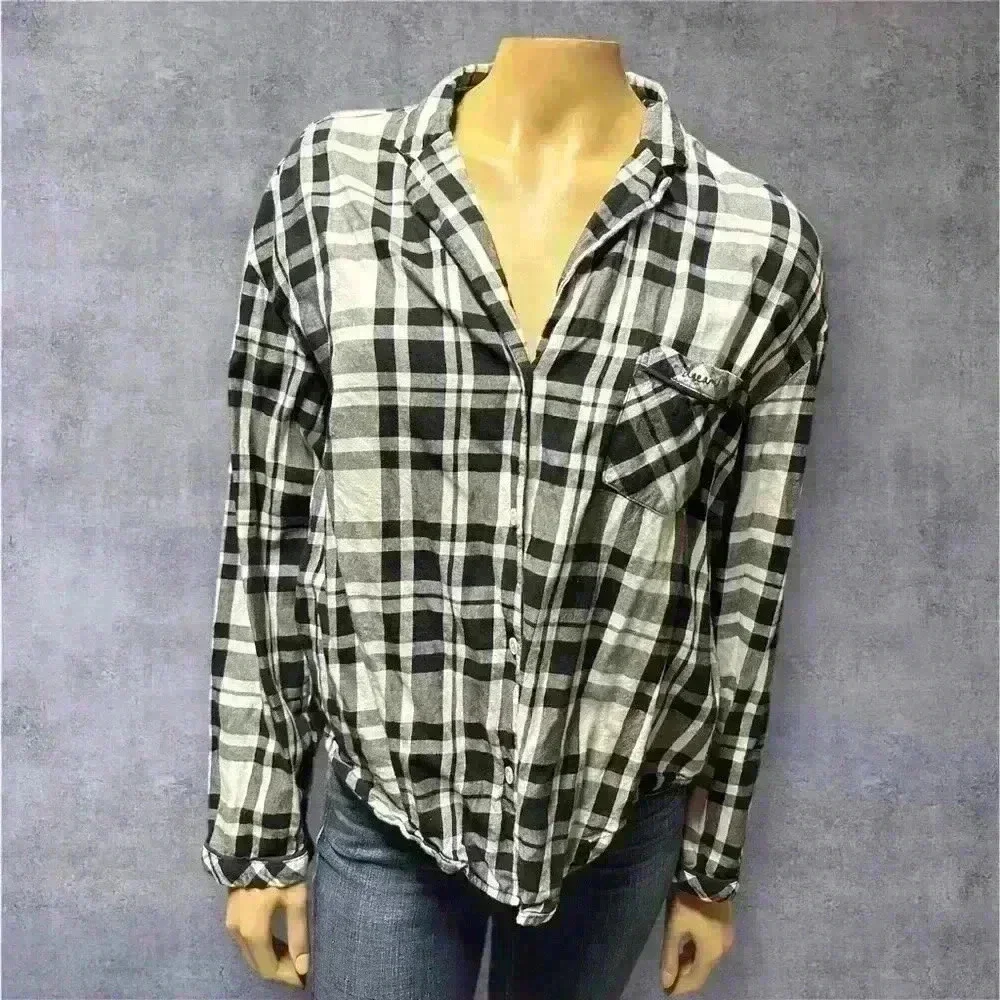 Victoria's Secret Women's Checkerboard Plaid Pajama Shirt Size S -Cozy & Stylish